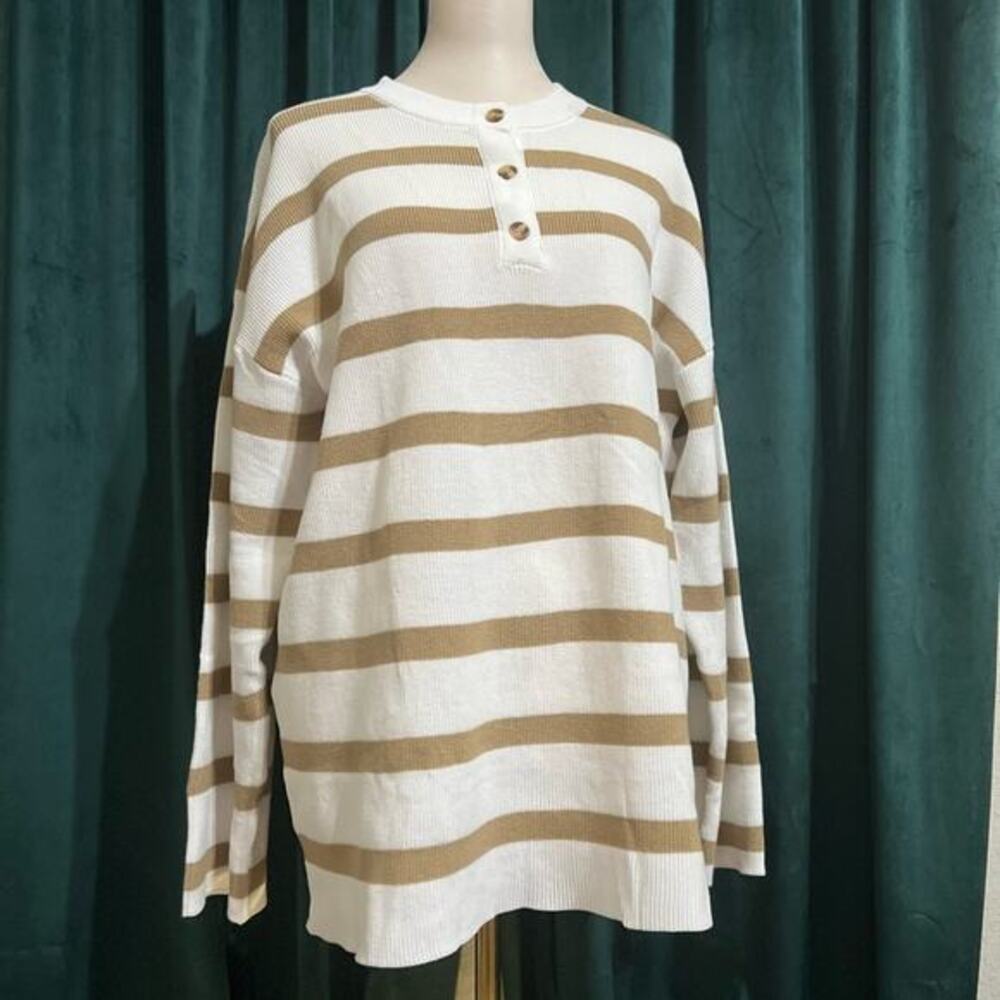 Striped Crew Neck Sweater - White and Tan